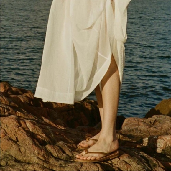 DÔEN SANDALS - Picture 2 of 12